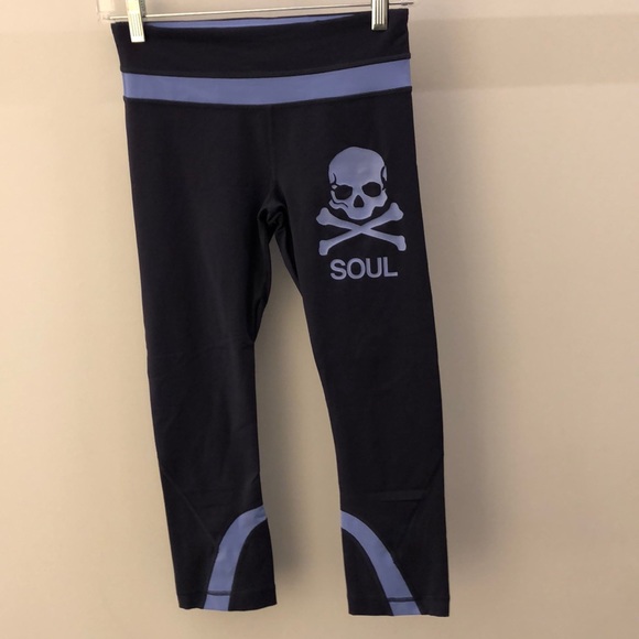lululemon athletica Pants - Lululemon gray & blue run inspire crops sz 4 65290 lululemon athletica Pants - Lululemon gray & blue run inspire crops sz 4 65290